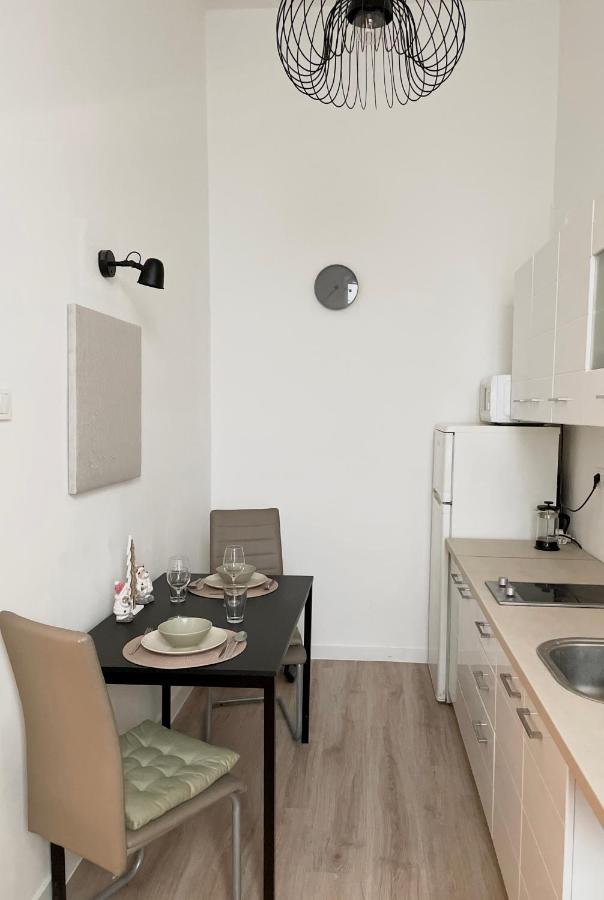 Cozy Apartment In Central Budapest Exterior foto